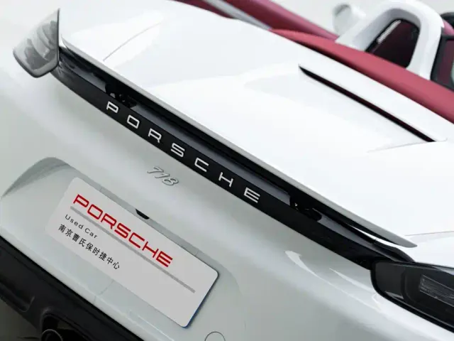 Porsche 718 — Фото автомобиля 8