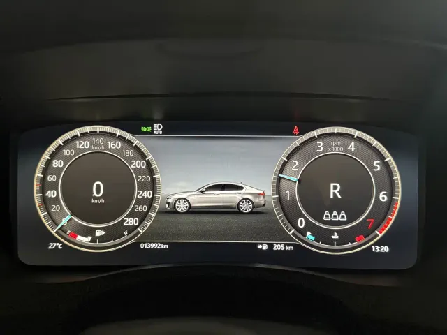 Jaguar XEL — Фото автомобиля 4