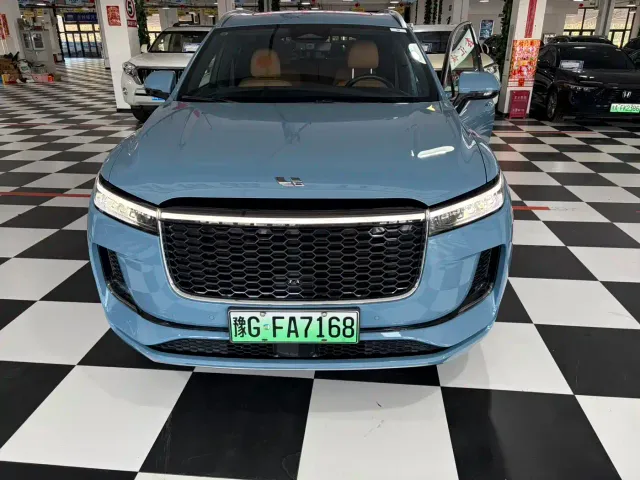 Li Auto Li ONE 2020 Extended Range 7-Seater — Фото автомобиля 3