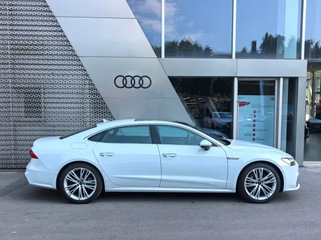 Audi A7L — Фото автомобиля 15