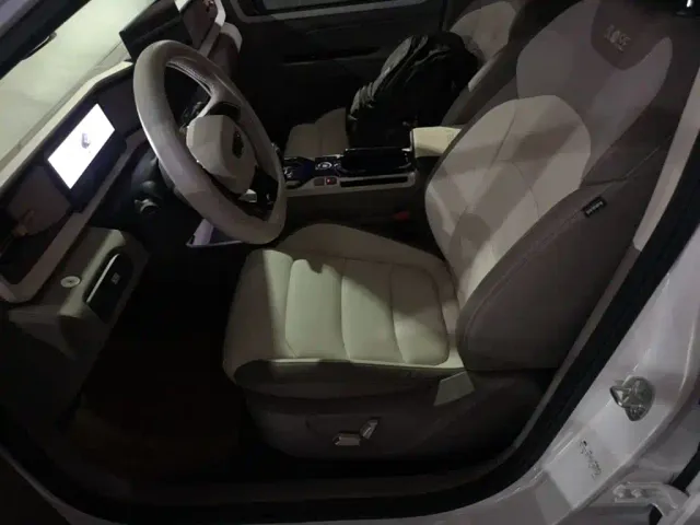 Geely ICON — Фото автомобиля 14