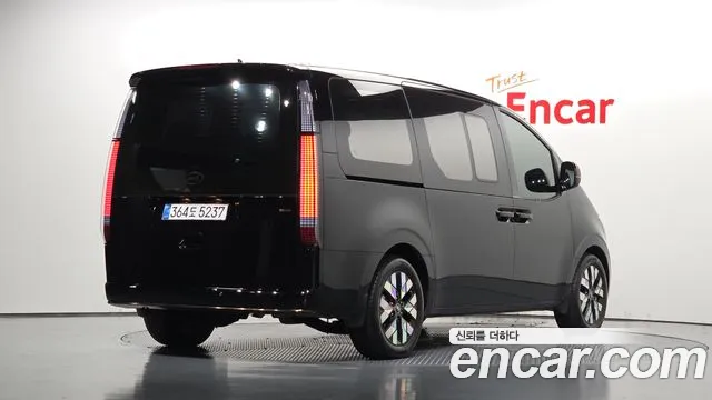 Hyundai Staria — Фото автомобиля 2