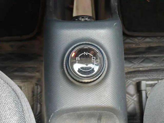 Wuling Zhiguang NEV — Фото автомобиля 19