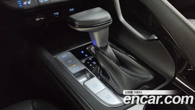 Hyundai Avante — Фото автомобиля 12