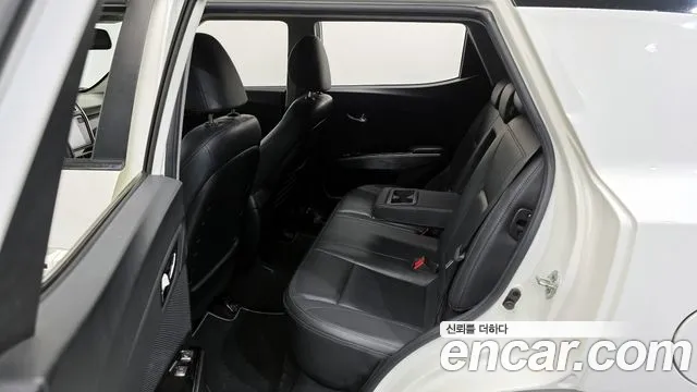 KG_Mobility_Ssangyong TIBOLI Very New Tivoli Бензин 1.5 2WD — Фото автомобиля 11