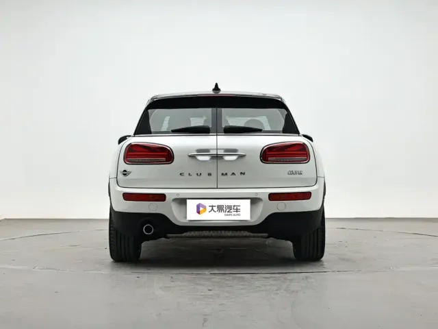 MINI Clubman — Фото автомобиля 4
