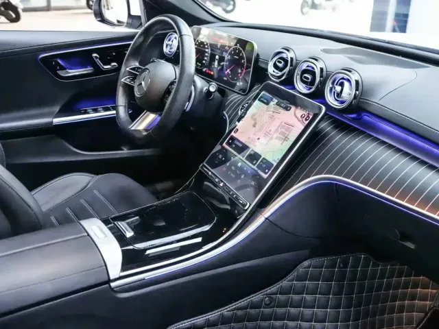 Mercedes-Benz C-Class — Фото автомобиля 7