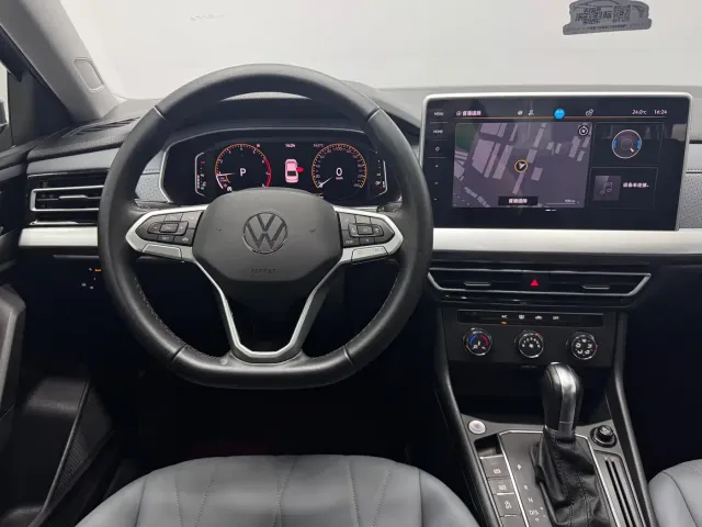 Volkswagen Lavida — Фото автомобиля 14