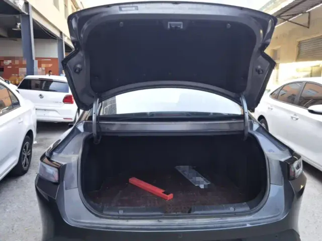 Changan Eado — Фото автомобиля 18