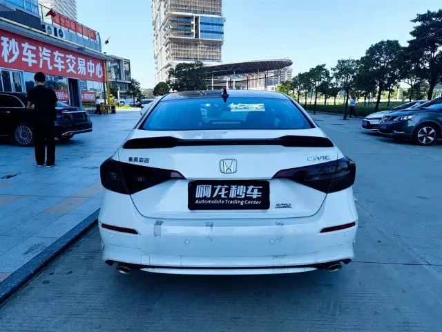 Honda Civic — Фото автомобиля 8