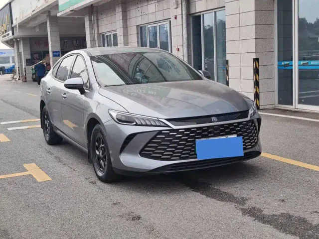 BYD Qin PLUS — Фото автомобиля 3