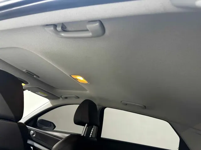 Hyundai Elantra — Фото автомобиля 27