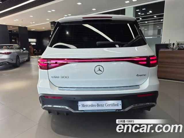 Mercedes-Benz EQB X243 — Фото автомобиля 4