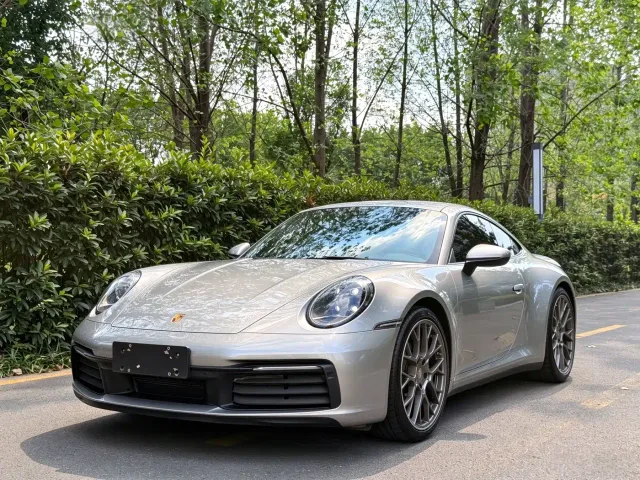 Porsche 911 — Фото автомобиля 10