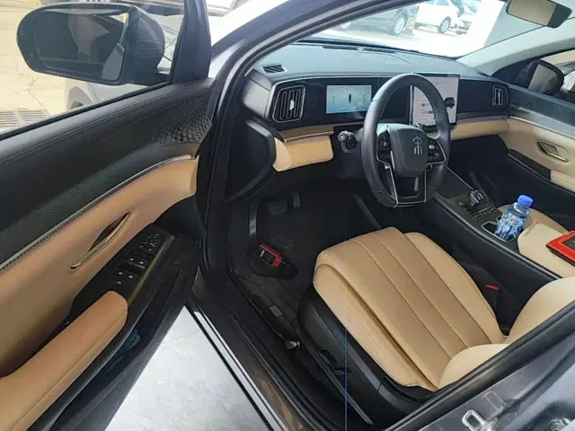BYD Song Pro New Energy 2025 2nd Gen DM-i 115KM Surpassing Type — Фото автомобиля 15
