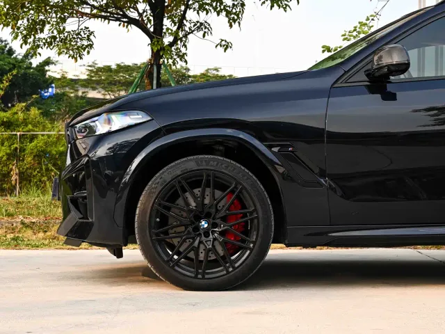 BMW X6 M — Фото автомобиля 6