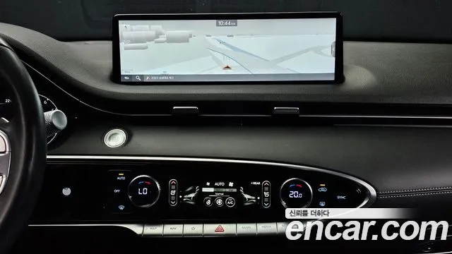 Genesis GV70 — Фото автомобиля 20