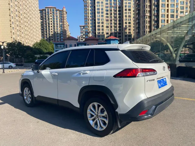 Toyota Frontlander — Фото автомобиля 4