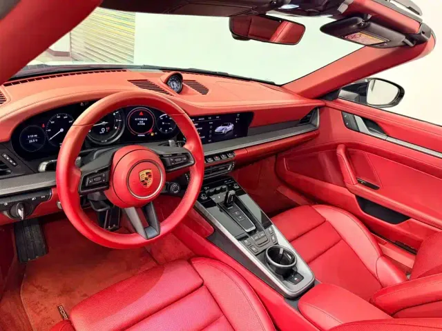 Porsche 911 — Фото автомобиля 13