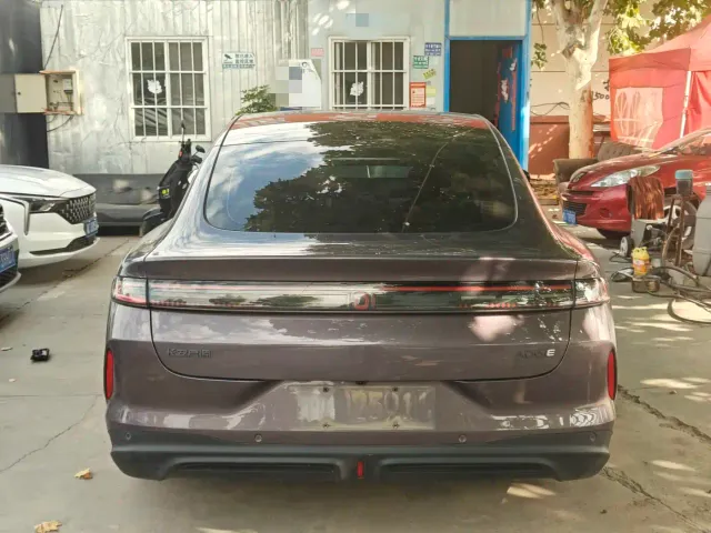 Changan Qiyuan A06 — Фото автомобиля 13