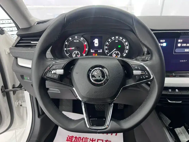 Skoda Octavia — Фото автомобиля 11