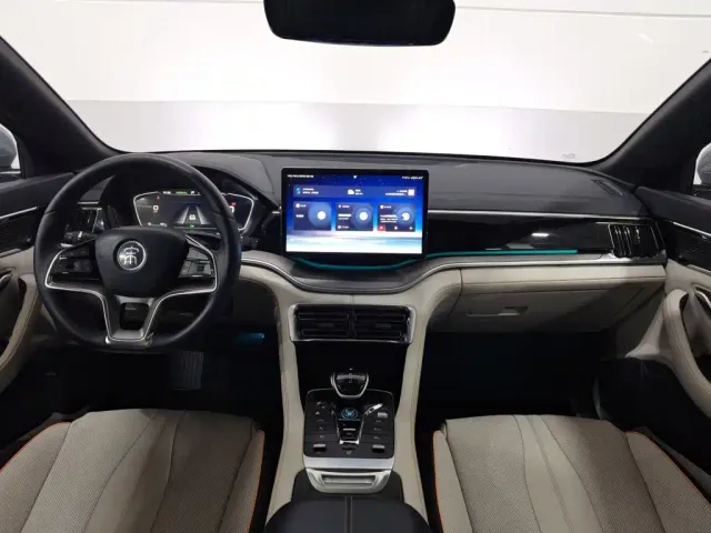 BYD Song PLUS — Фото автомобиля 5