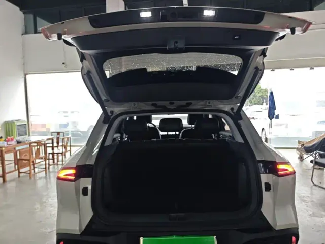 Baojun Yunhai — Фото автомобиля 18