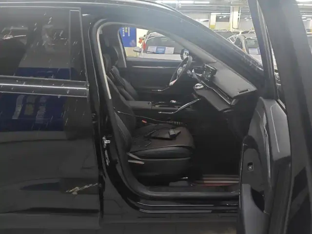 Haval H6 — Фото автомобиля 8
