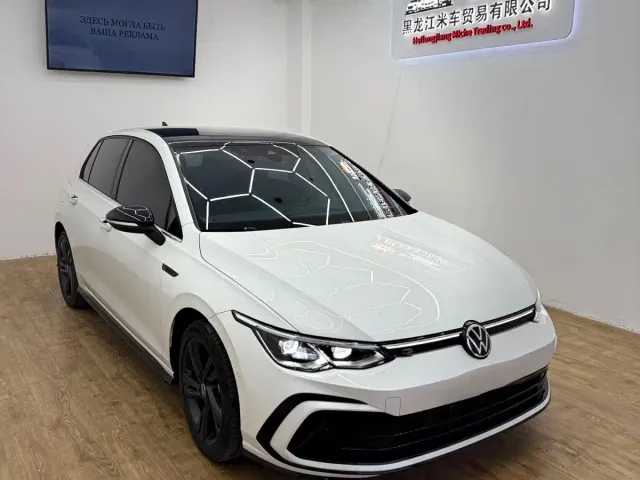 Фотография автомобиля — Volkswagen Golf