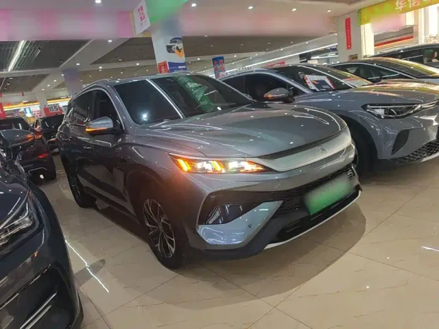 BYD Song Pro — Фото автомобиля 3
