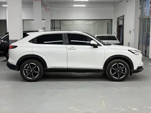 Honda Vezel — Фото автомобиля 4