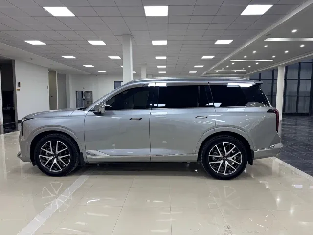 GAC Trumpchi GS8 — Фото автомобиля 14