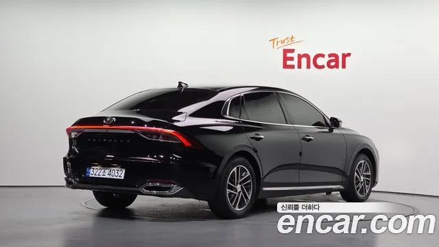 Hyundai Grandeur Новый Grandeur IG 3.0 LPi (Для проката) — Фото автомобиля 2