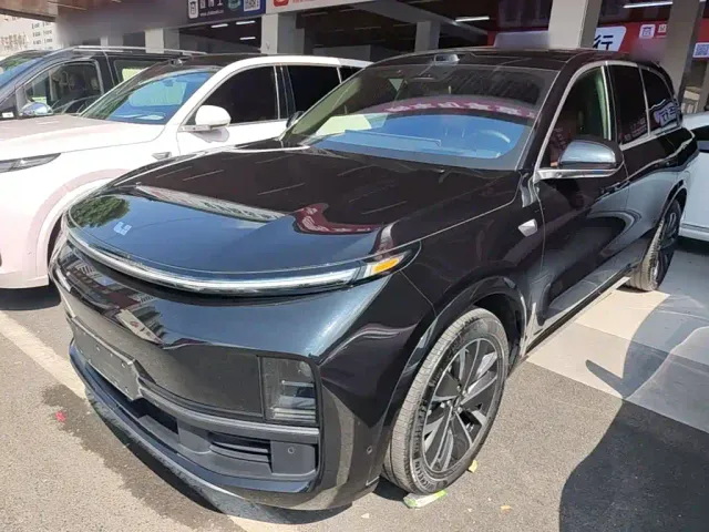 Фотография автомобиля — Li Auto L8