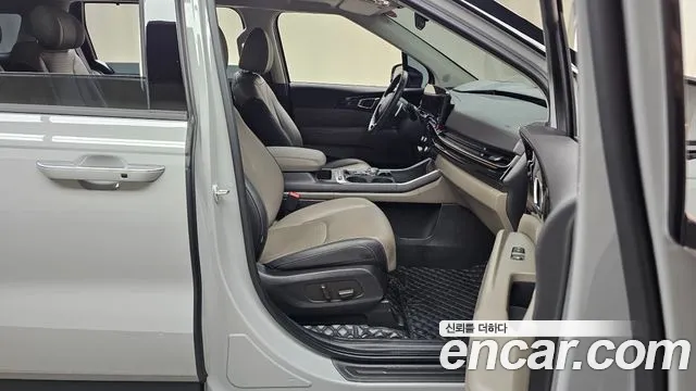 Kia Carnival 4th Gen — Фото автомобиля 16