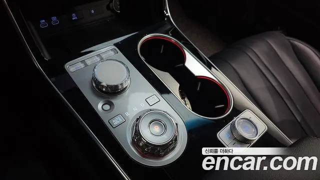 Genesis GV80 2.5T Бензин 2WD — Фото автомобиля 9