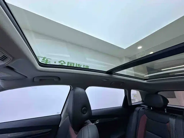 Skoda Karoq — Фото автомобиля 17