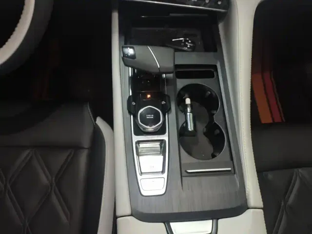 Changan CS75 Plus — Фото автомобиля 13