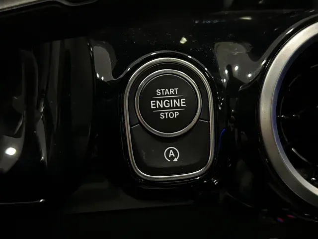 Mercedes-Benz GLA-Class — Фото автомобиля 16