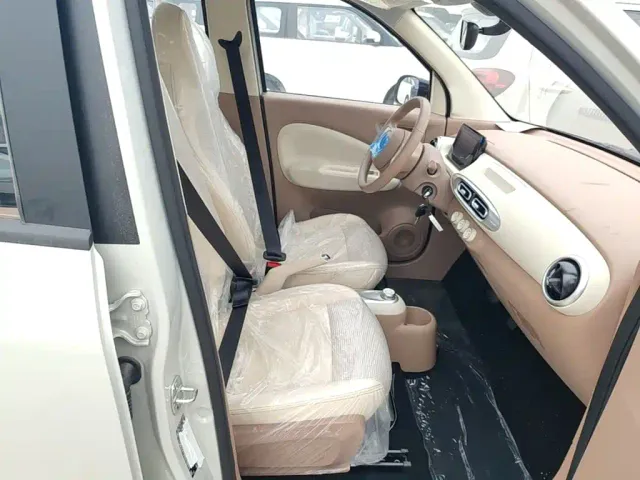 Wuling Hongguang Mini EV — Фото автомобиля 24