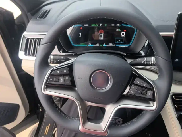 BYD Song PLUS — Фото автомобиля 10