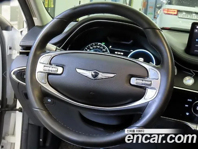 Genesis GV70 — Фото автомобиля 7