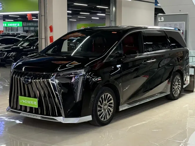 GAC Trumpchi M8 — Фото автомобиля 3