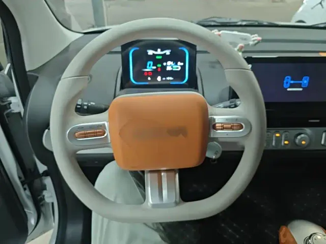 Changan Lumin — Фото автомобиля 10