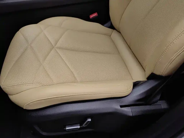 Geely Galaxy L6 — Фото автомобиля 20