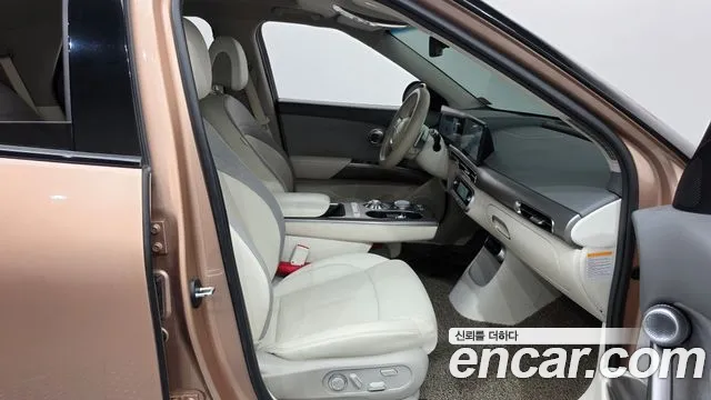 Genesis GV60 — Фото автомобиля 26