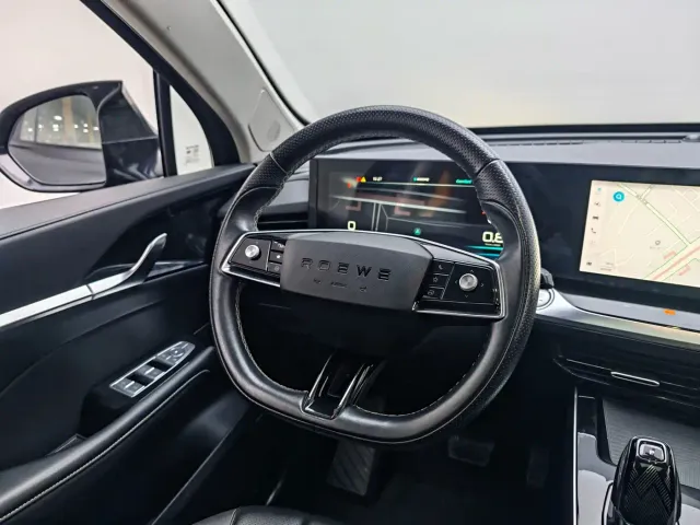 Roewe RX5 Max — Фото автомобиля 16