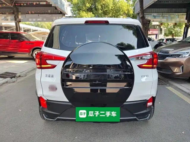 BYD Yuan Pro — Фото автомобиля 5