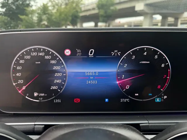 Mercedes-Benz GLS-Class — Фото автомобиля 6
