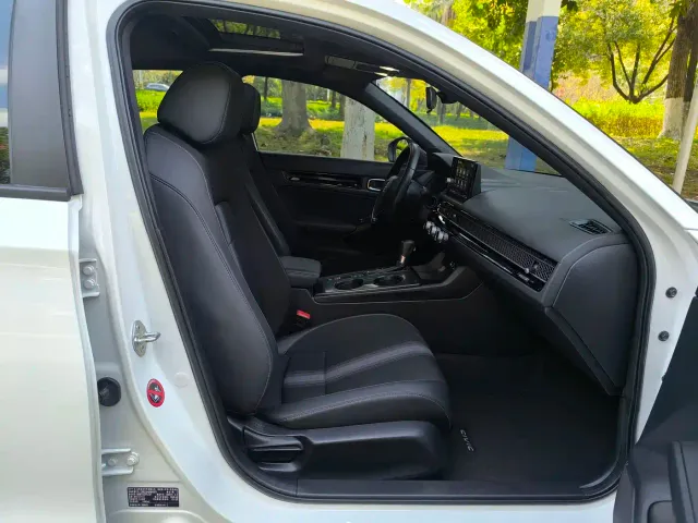 Honda Civic — Фото автомобиля 12